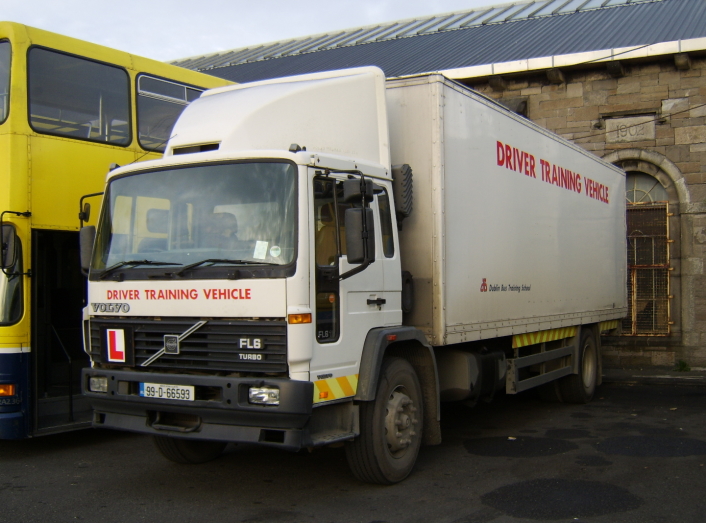 Volvo FL6