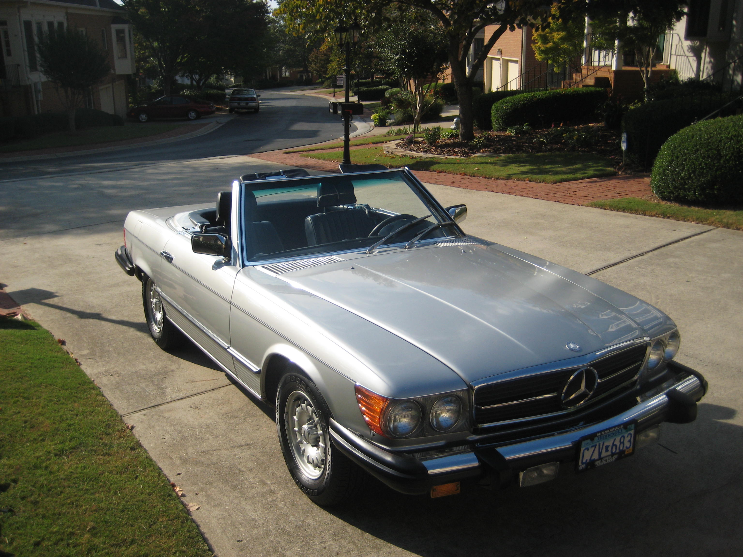 Mercedes-Benz 380SL