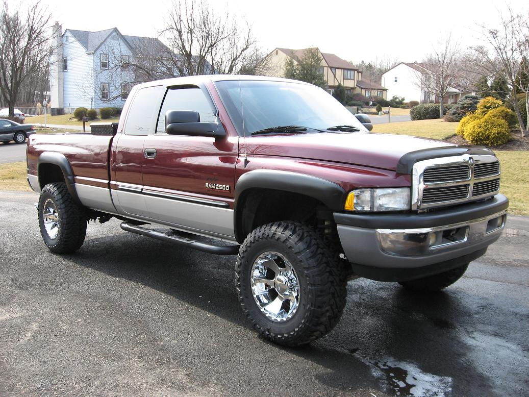 Dodge Ram 2500 SLT Daytona