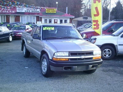 Chevrolet S-10 LS 22 Cab