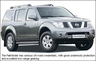 Nissan Pathfinder ST V6