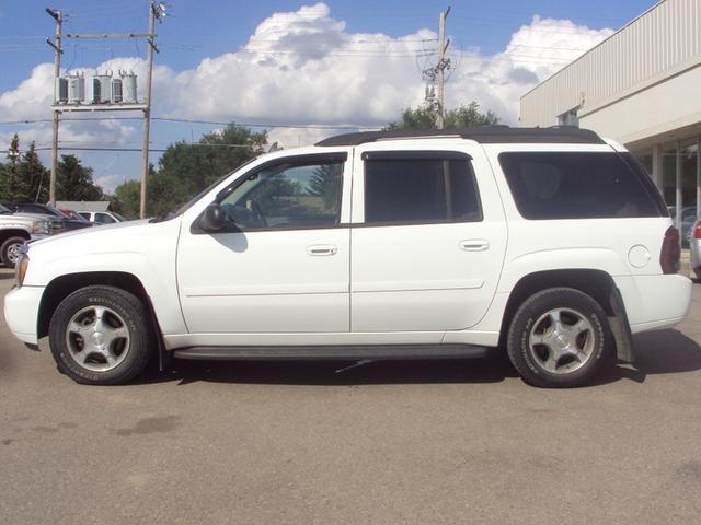 Chevrolet Trailblazer LT EXT Chevrolet Trailblazer LT EXT