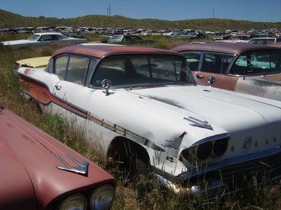 Pontiac Chieftain 2dr HT Pontiac Chieftain 2dr HT