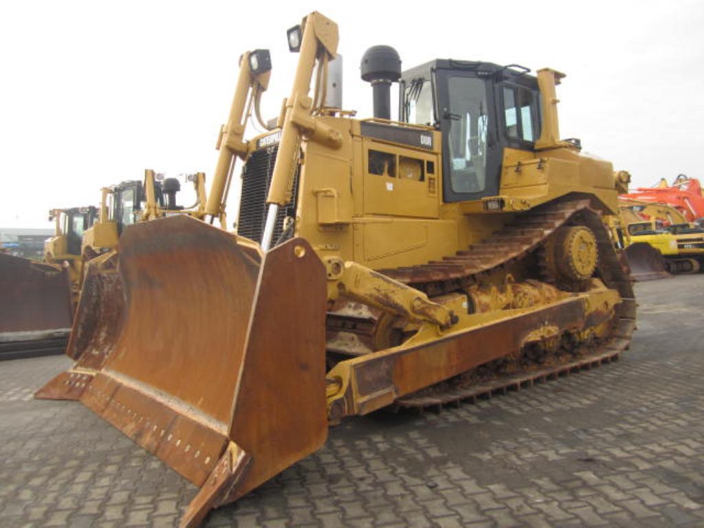 Caterpillar D8R