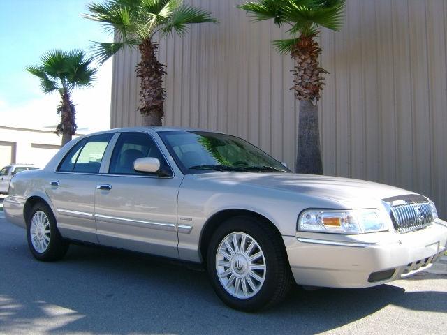 Mercury Grand Marquis Limousine