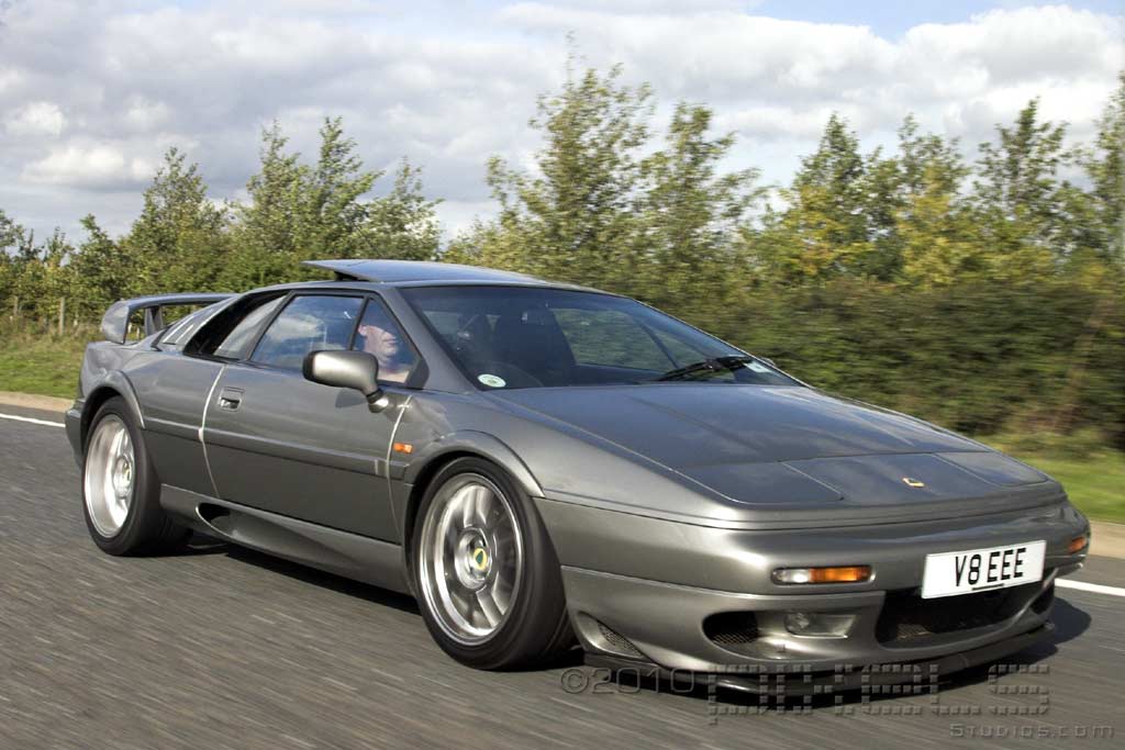 Lotus Esprit GT V8