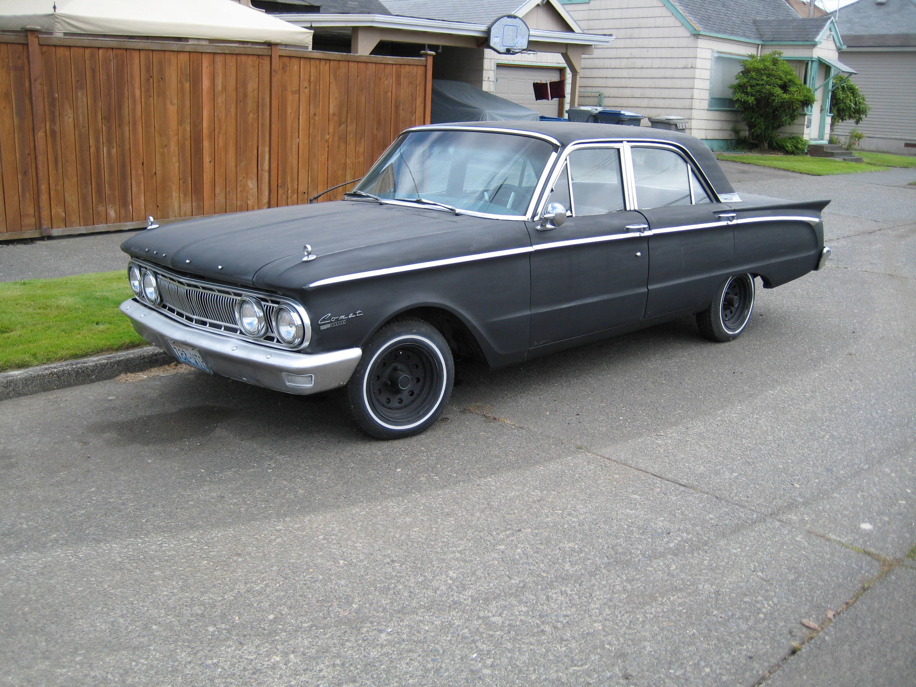 Mercury Comet 2-dr Sedan