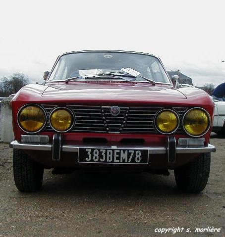 Alfa Romeo 2000GT coupe