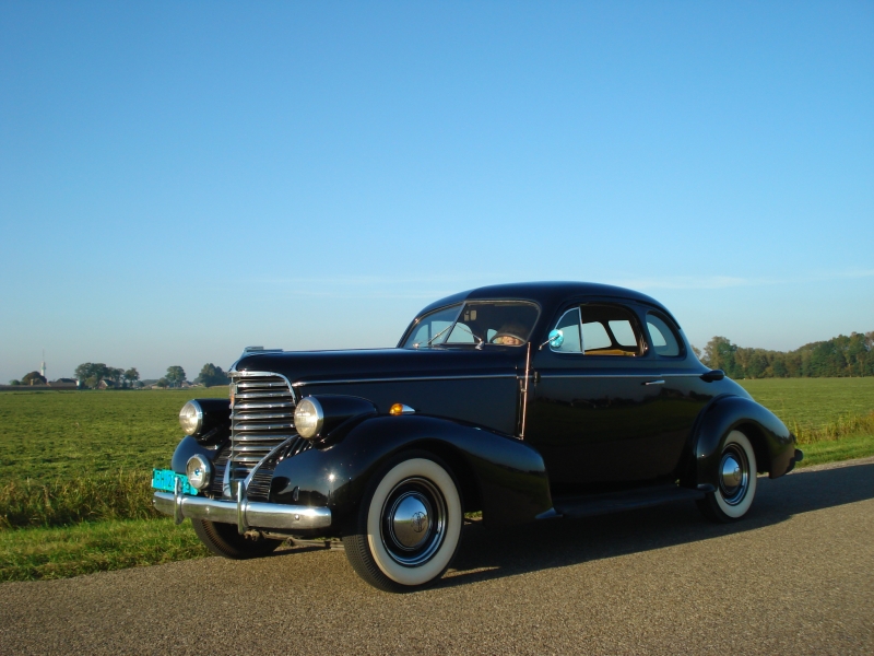 Oldsmobile Business Coupe