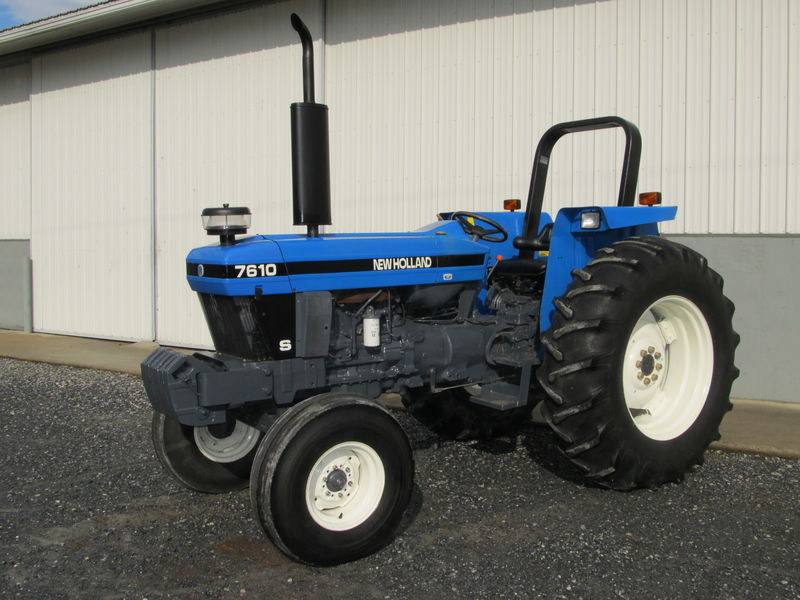 New Holland 7610S