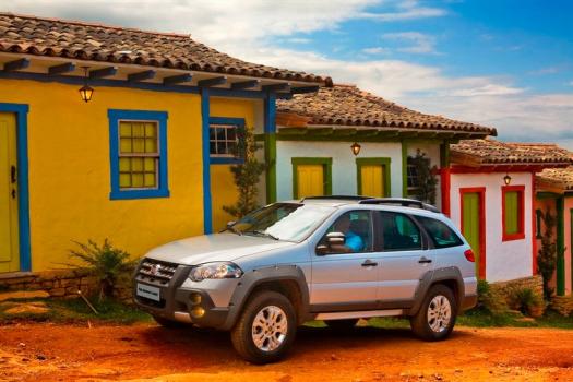 Fiat Palio Weekend Aventure Locker