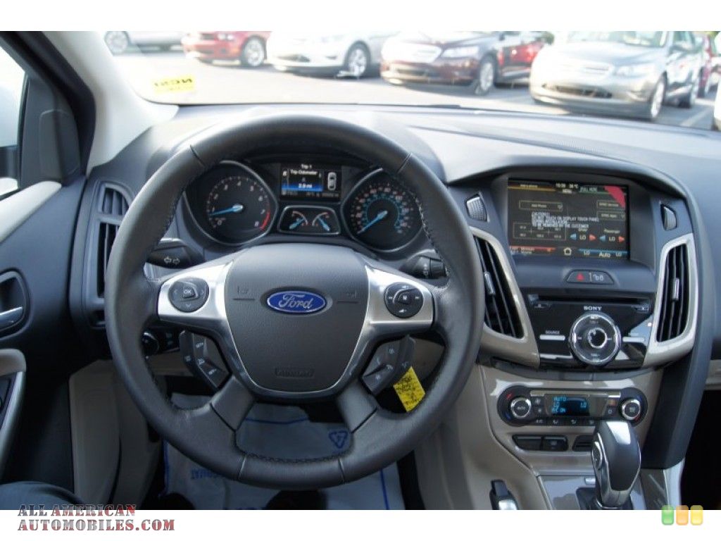 Ford Focus SEL