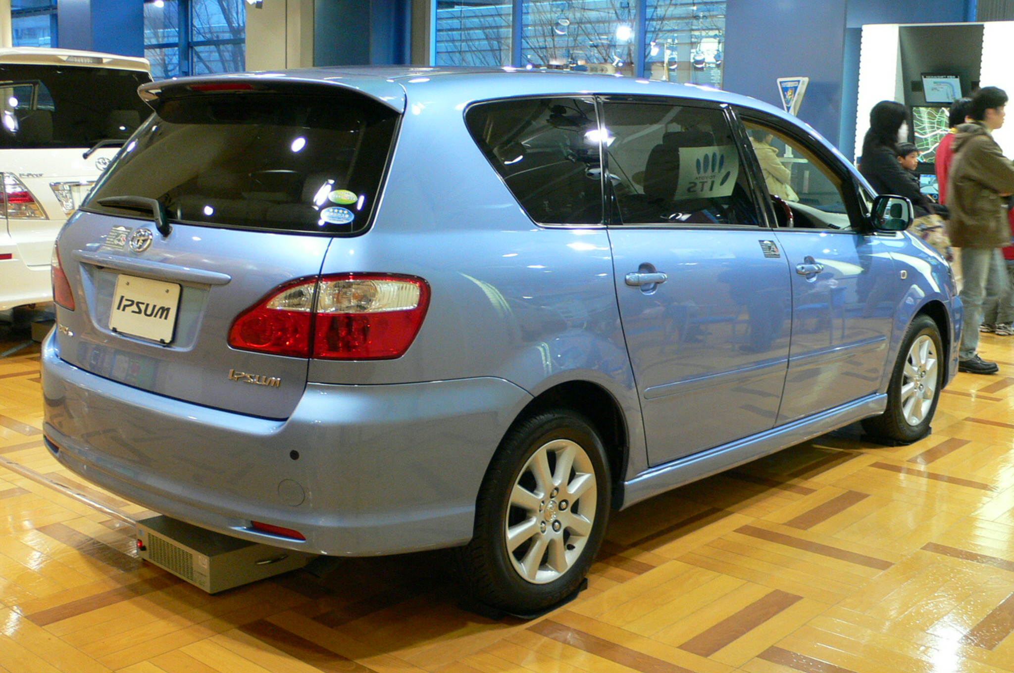 Toyota Ipsum