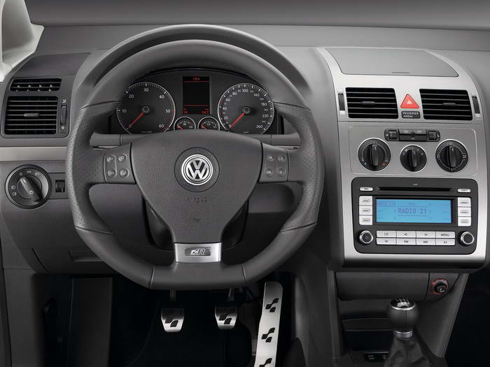 Volkswagen Touran 20 TDi