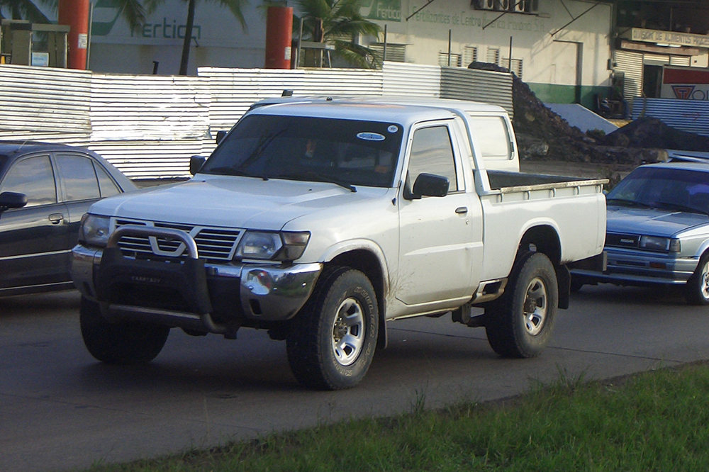 Nissan Patrol GL Pick-up