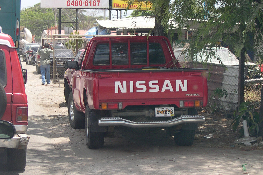 Nissan Patrol GL Pick-up