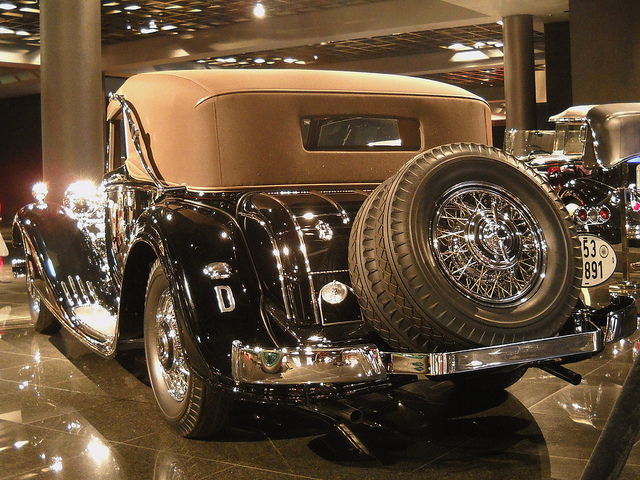 Horch V-12 Type 670 Sport Cabriolet