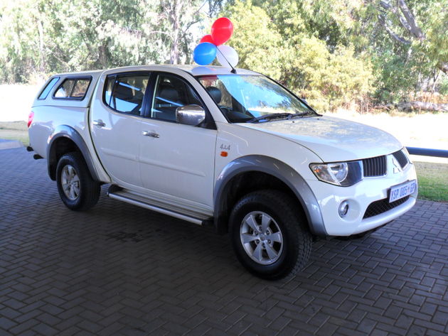 Mitsubishi Triton 32 V6