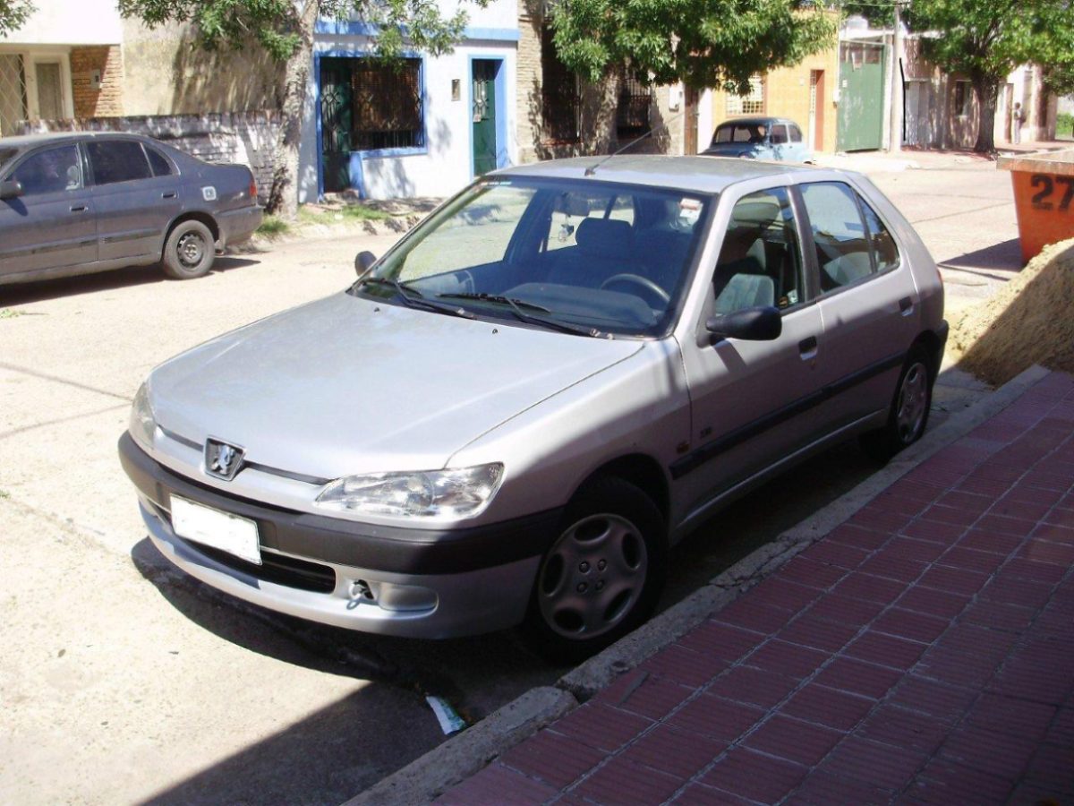 Peugeot 306 XN 14