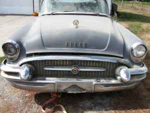 Buick Roadmaster 2-dr Hardtop Buick Roadmaster 2-dr Hardtop