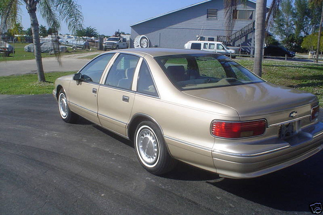 Chevrolet Caprice 4 dr sedan