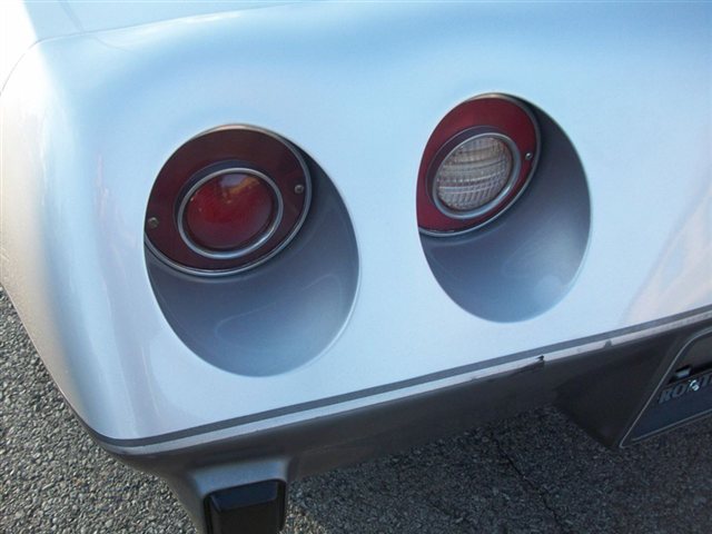 Chevrolet Corvette L-82 Chevrolet Corvette L-82