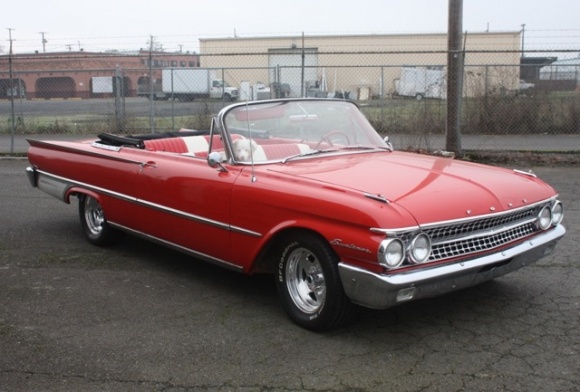 Ford Galaxie Sunliner Convertible