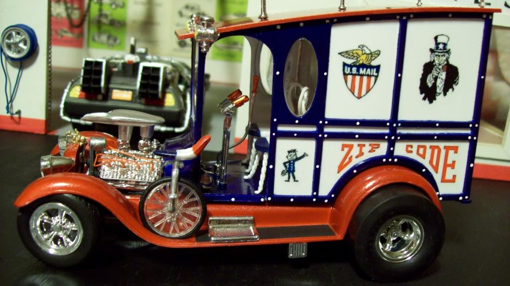 Barris Mail Truck