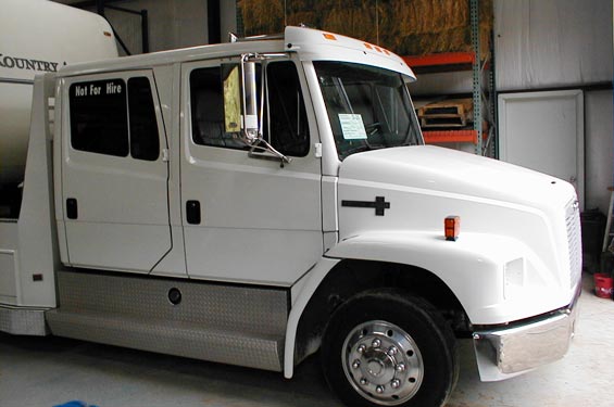 Freightliner FL60