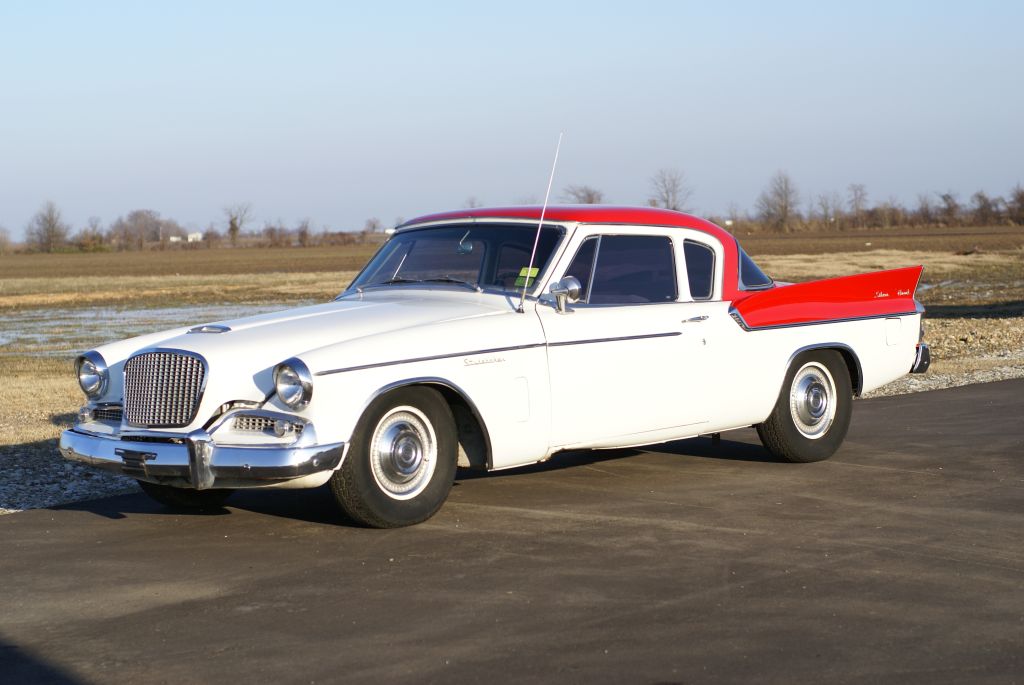 Studebaker Silver Hawk