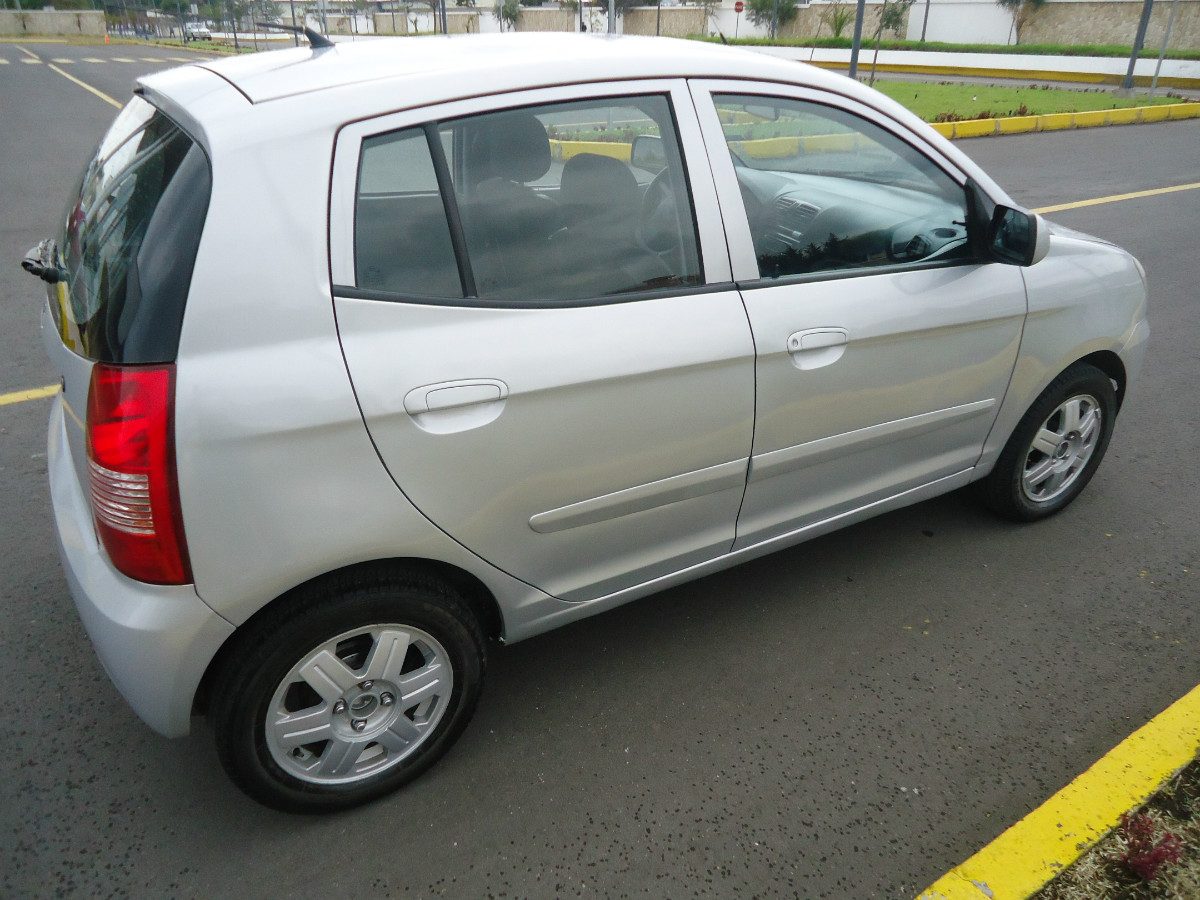 Kia Picanto EX