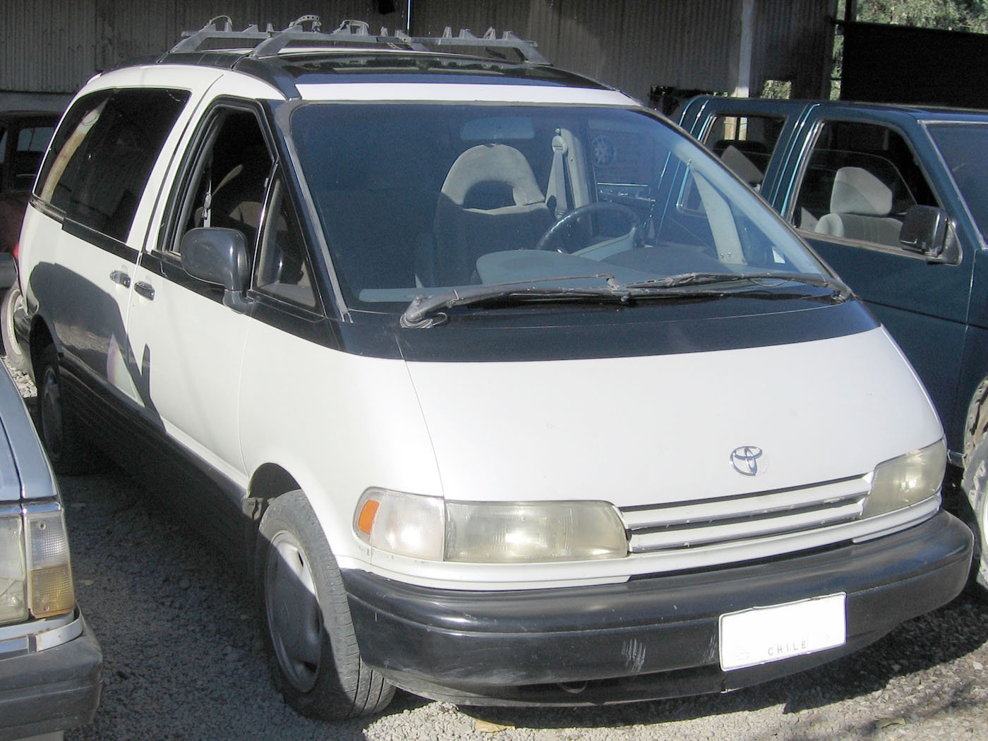 Toyota Previa SE