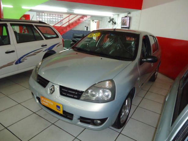 Renault Clio Sedan 16V