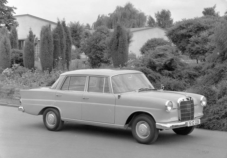 Mercedes-Benz 190C