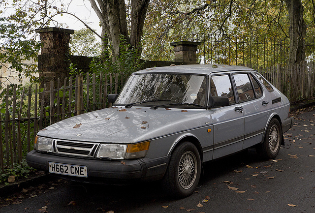 Saab 900 i 16v