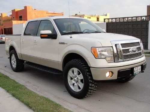 Ford Lobo Lariat