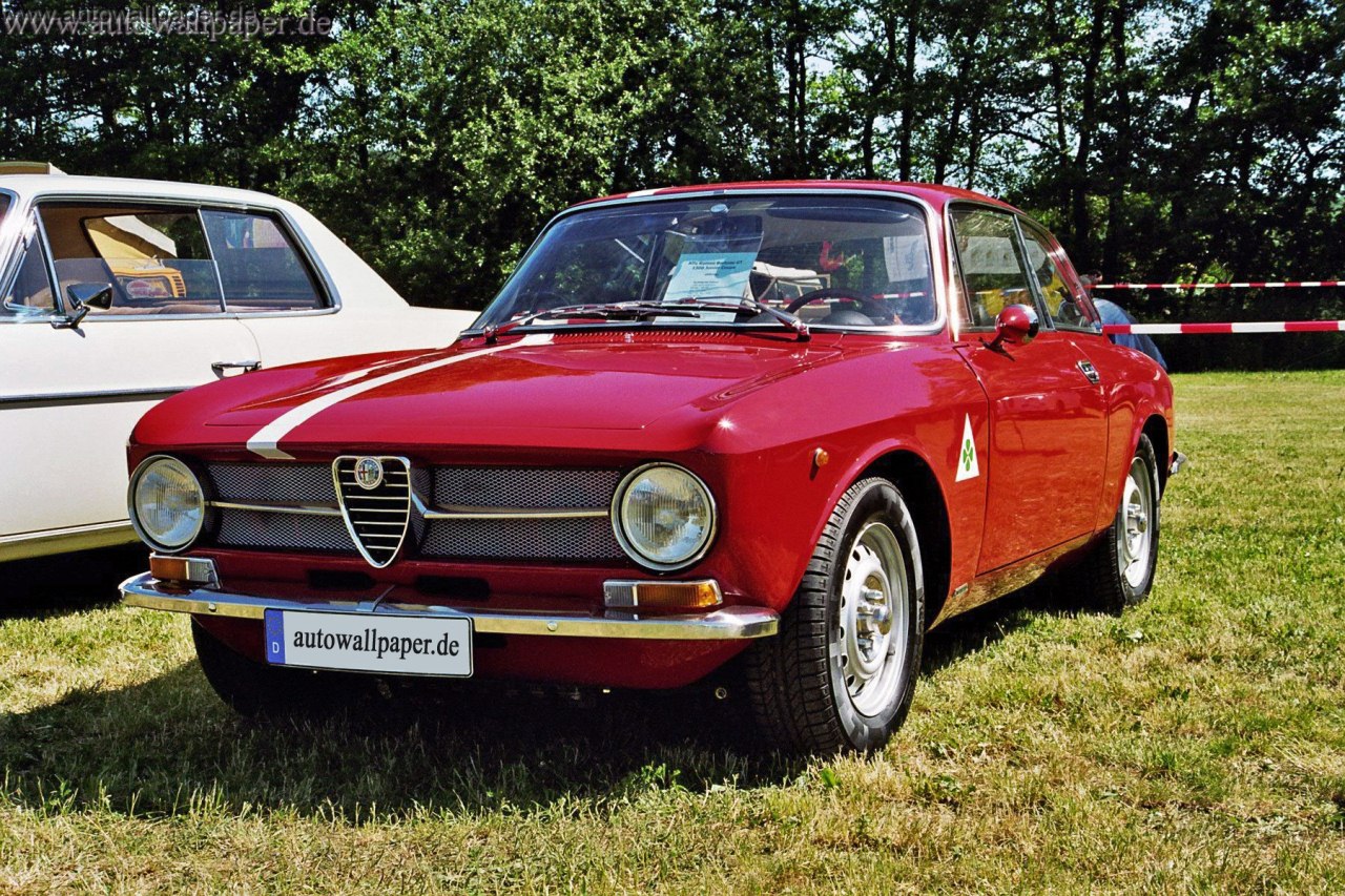 Alfa Romeo 1300 Gt Junior Picture 13 Reviews News Specs Buy Car
