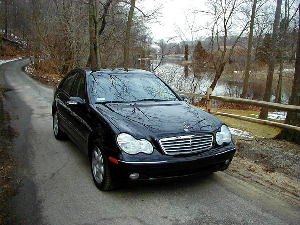 Mercedes-Benz C320