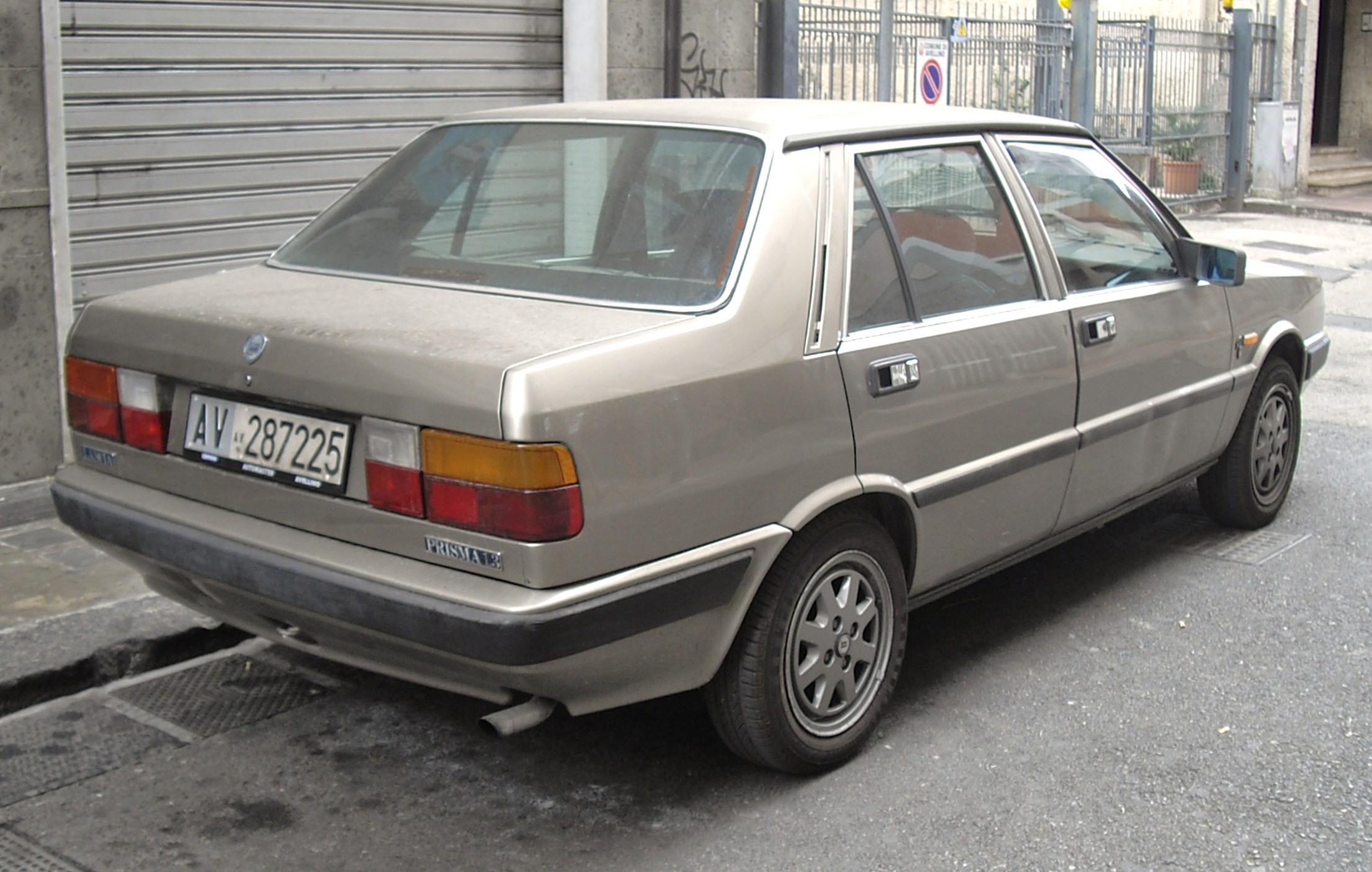 Lancia Prisma