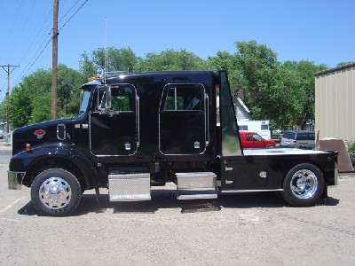 Peterbilt 330