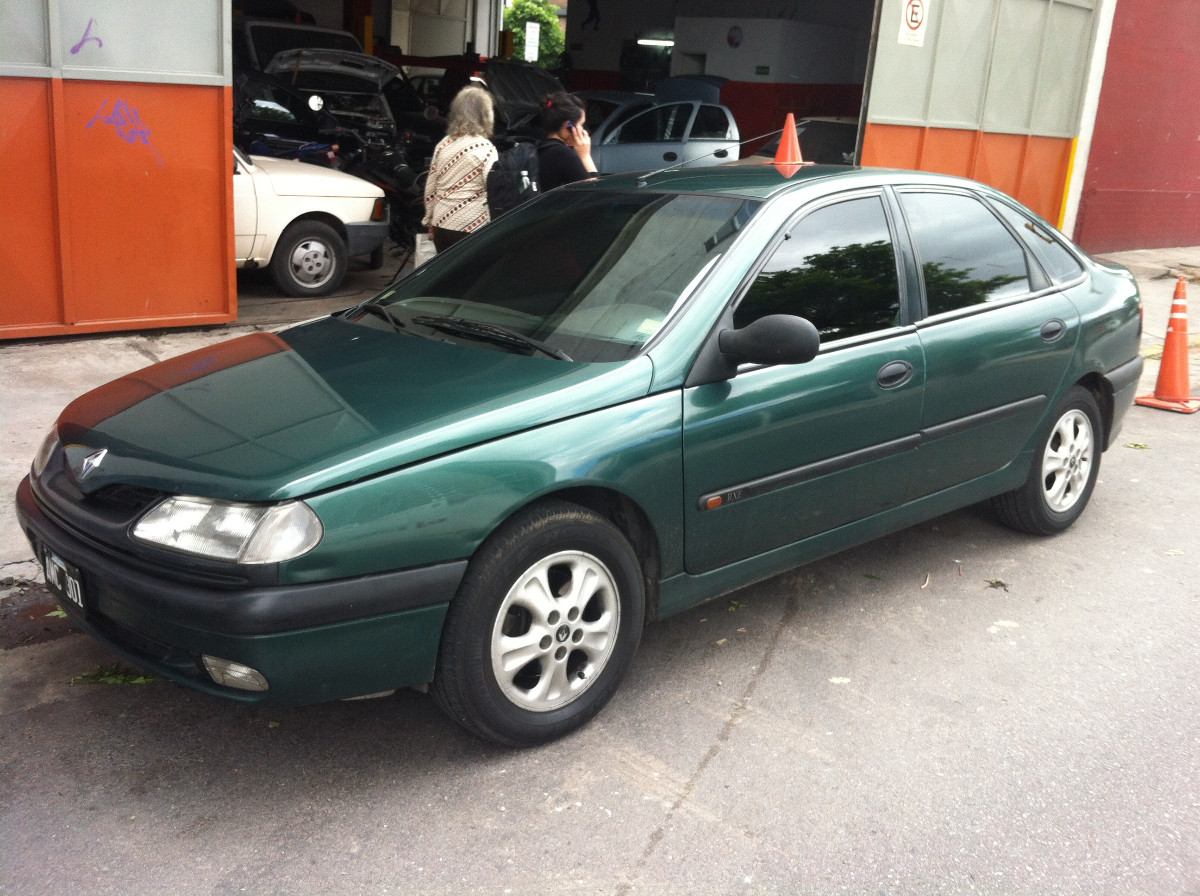 Renault Laguna RXE 20