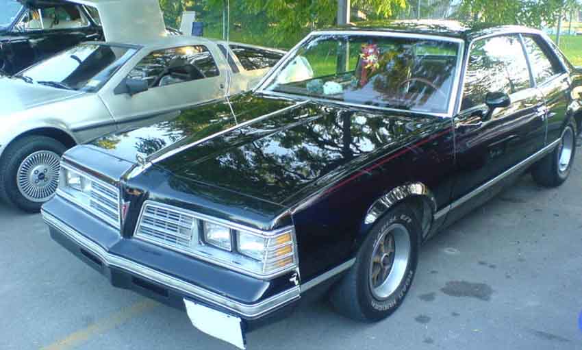 Pontiac Grand Le Mans