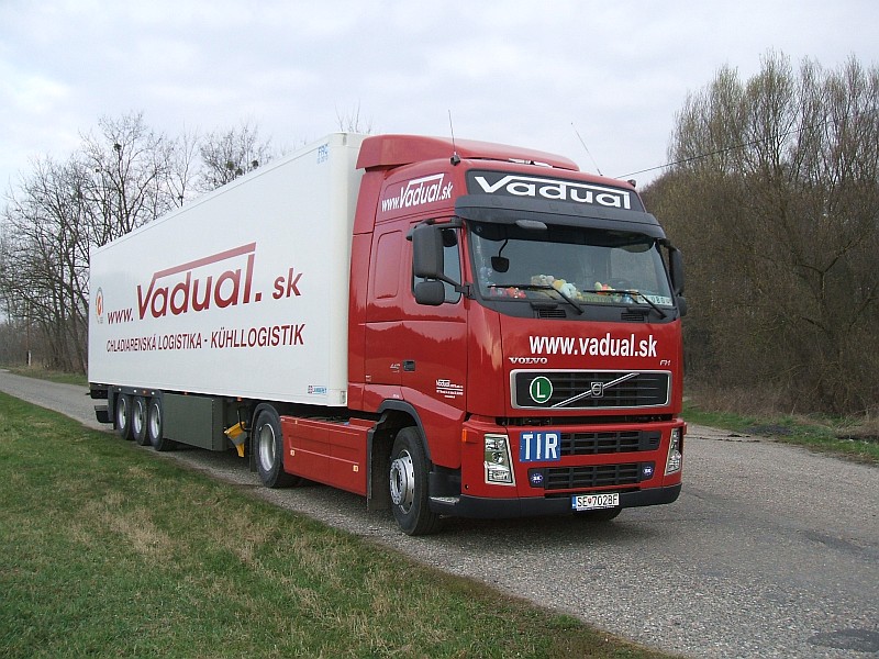 Volvo FH12 440