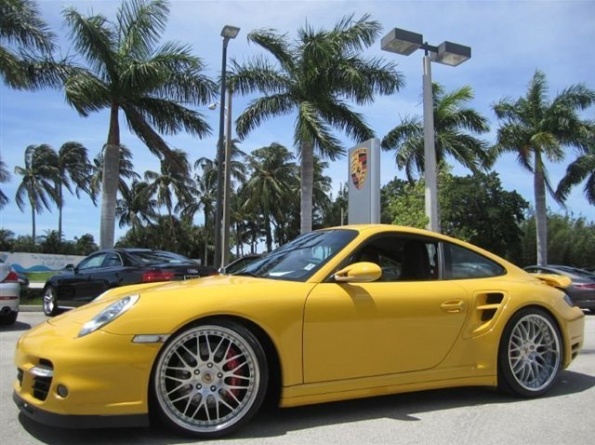 Porsche 911 Turbo AWD Coupe