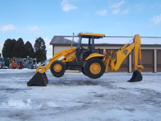 JCB 214e