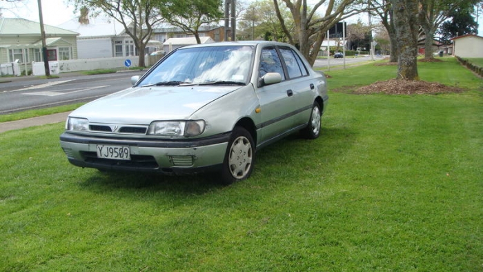 Nissan Pulsar X1R