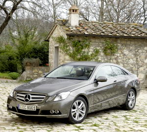 Mercedes-Benz E 250 CGi Coupe