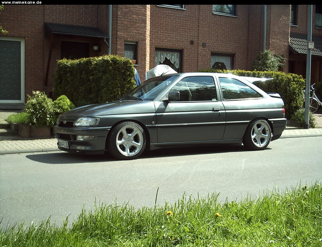 Ford Escort RS 2000