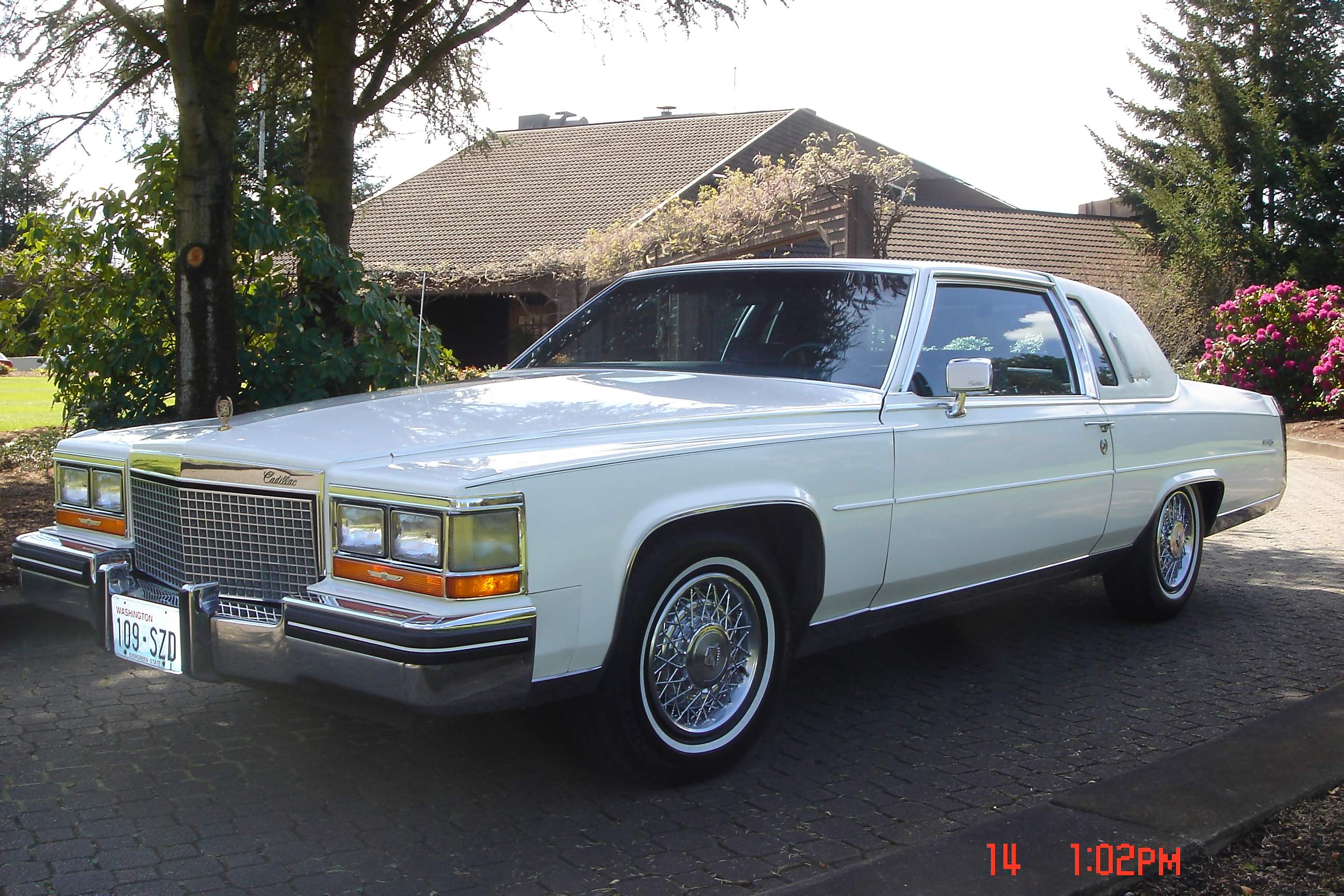 Cadillac Fleetwood Brougham Cadillac Fleetwood Brougham