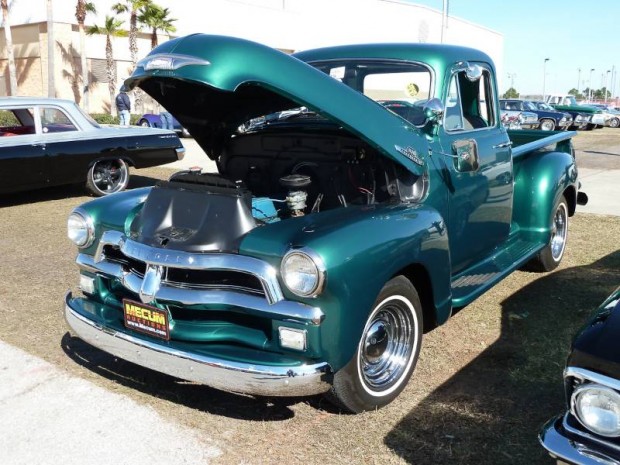 Chevrolet YS-series truck